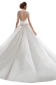 Großhandel Elfenbein A-Linien Kapelle-schleppe Satin Brautkleider