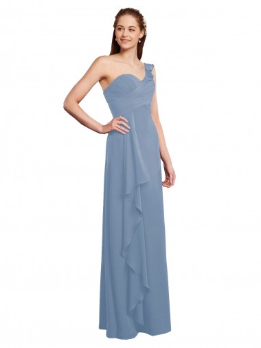 Großhandel Staubiges Blau A-Linien Eine-Schulter Chiffon Lange Brautjungfernkleider