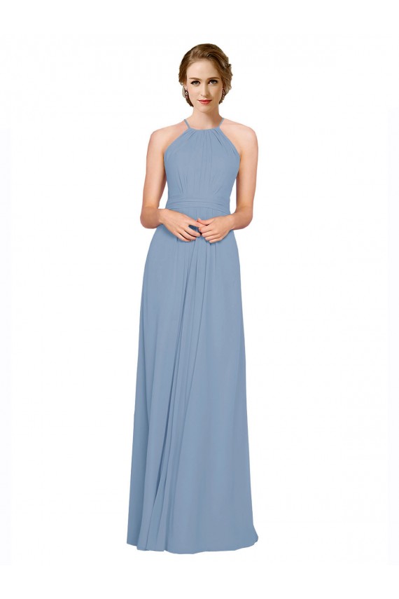 Großhandel Staubiges Blau A-Linien Neckholder Stehkragen Ausschnitt Chiffon Lange Brautjungfernkleider
