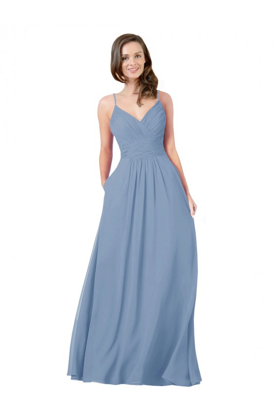 Großhandel Staubiges Blau A-Linien V-Ausschnitt Chiffon Lange Brautjungfernkleider